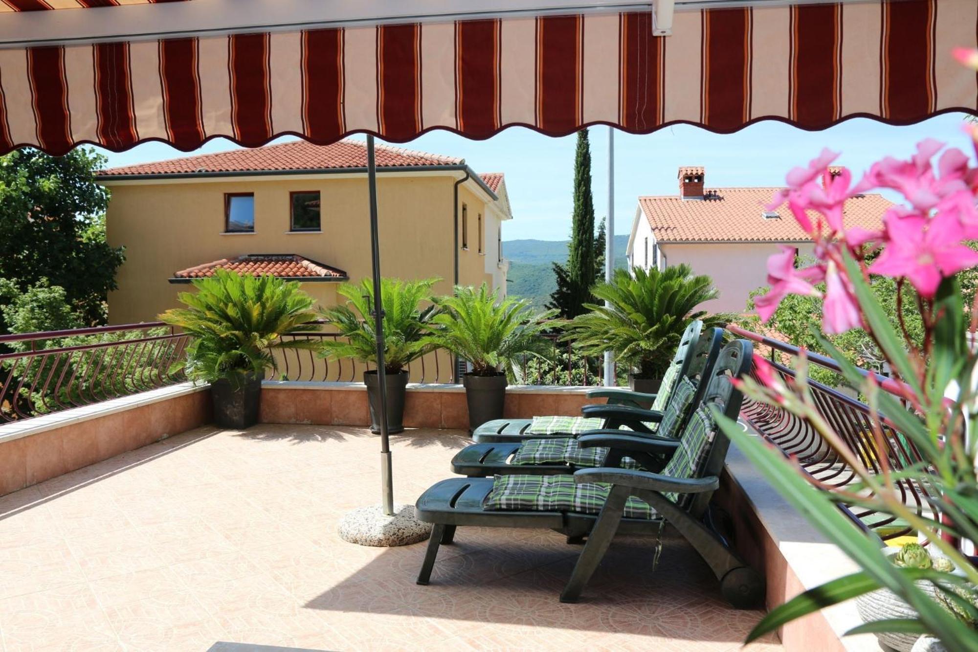Apartments With A Parking Space Rabac, Labin - 7429 Экстерьер фото